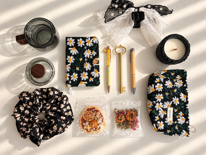 🌼 Midnight Daisy Gift Set
