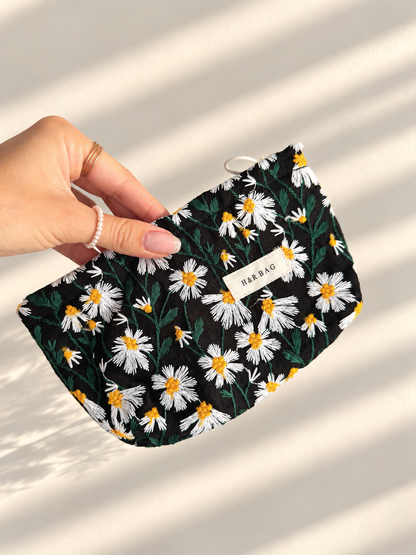 🌼 Midnight Daisy Gift Set