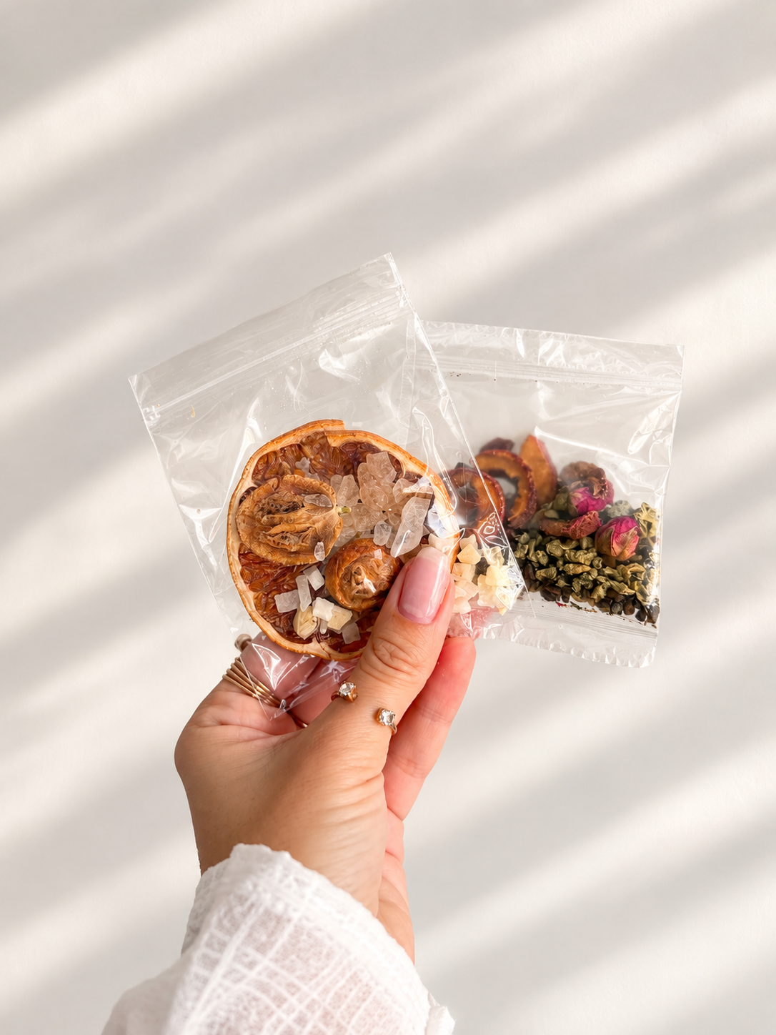 🌼 Golden Daisy Gift Set